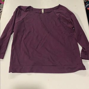 Wide neck 3/4 sleeve top